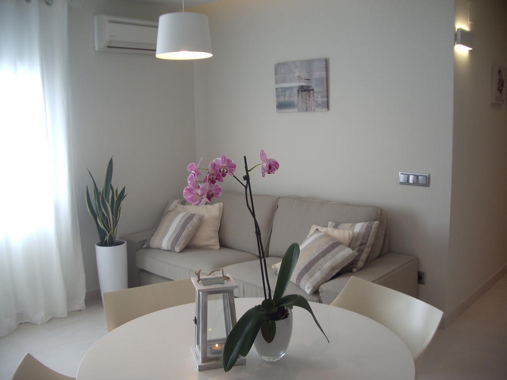 Apartamentos Can Quim L' Escala Phòng bức ảnh